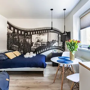  Apartman Cinema